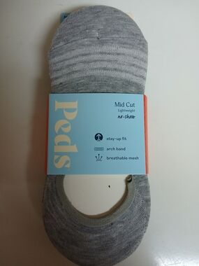 Women's Mid Cut No-Show Socks in Light Gray